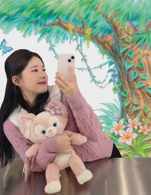 娱乐圈吃瓜主播玲娜贝儿